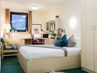 newport student village