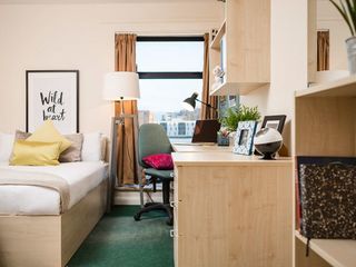newport student village