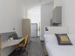 Swanston House