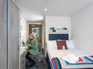 Study inn Reynard House