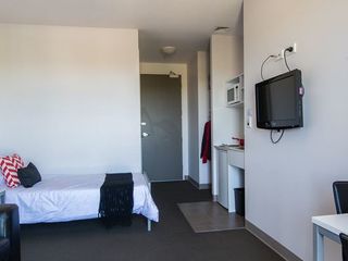 UniLodge on Waymouth