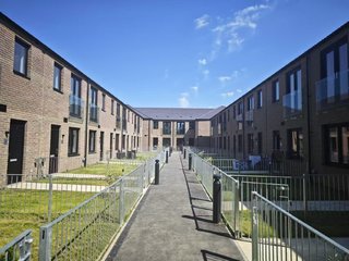 Luna Apartments