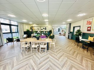 Endeavour Court