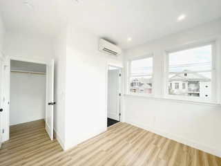 1325 W 24th St