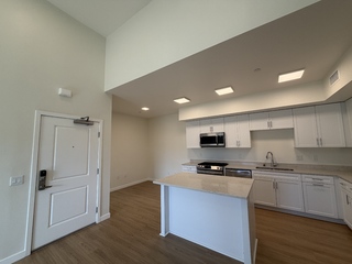 UCSB 转租 Cortona Point 侧卧/整套转