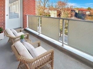 The Carlyle Apartments