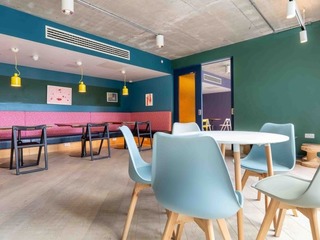 iQ Brighton